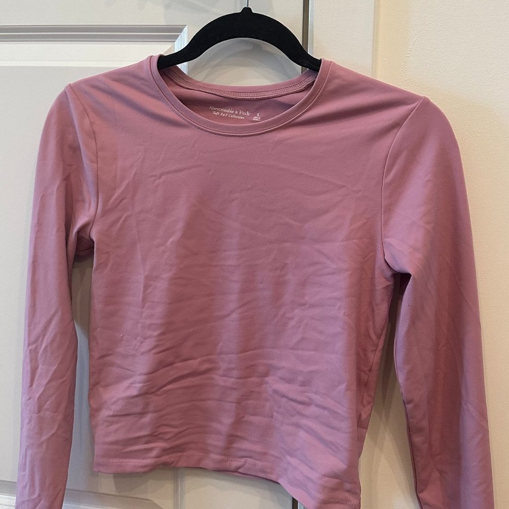 Abercrombie Long-Sleeve Seamless Fabric Crew Top